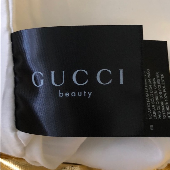 GUCCI Cosmetic Bag - w/Ribbon Zipper Pull - Picture 4 of 4